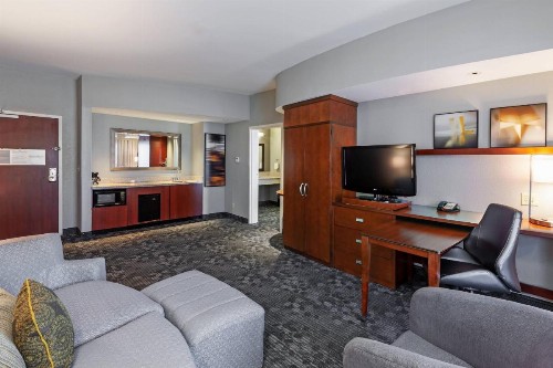 Courtyard by Marriott Tulsa Woodland Hills - image 26