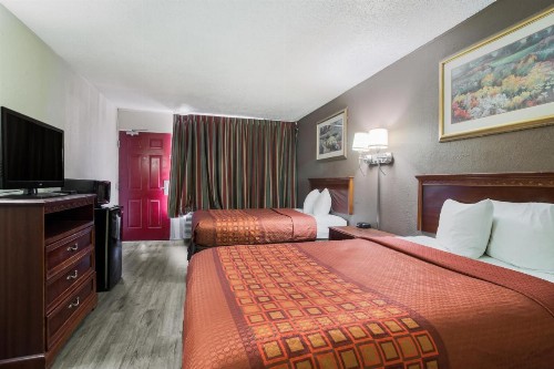 Americas Best Value Inn Tulsa I-44 - image 18