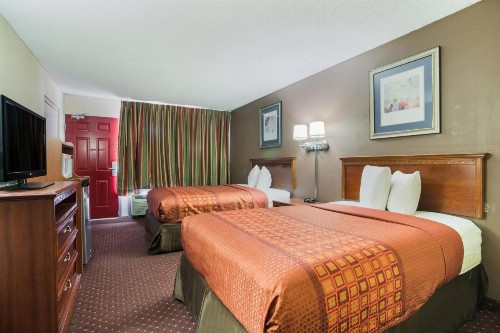 Americas Best Value Inn Tulsa I-44 - image 20