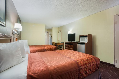Americas Best Value Inn Tulsa I-44 - image 21