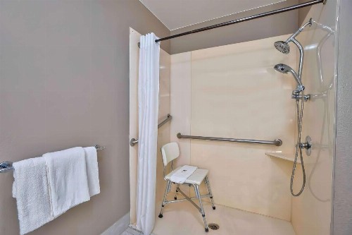 Motel 6 Tulsa Ok - Central - image 30