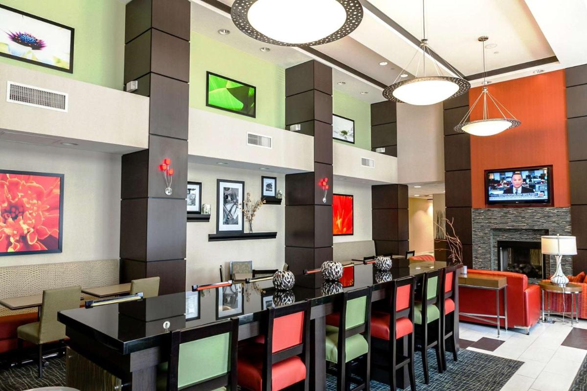 Hampton Inn & Suites Tulsa/Tulsa Hills - main image