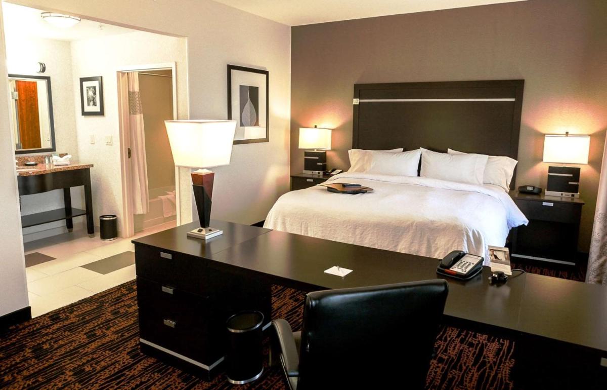 Hampton Inn & Suites Tulsa/Tulsa Hills - image 6