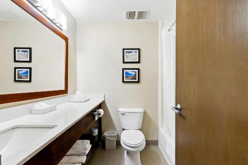 Comfort Inn South Tulsa - Woodland Hills - image 42