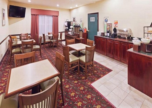 Country Inn & Suites by Radisson Tulsa OK - image 35