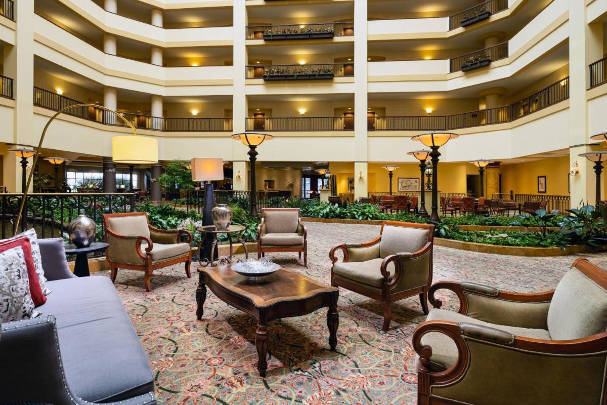 Renaissance Tulsa Hotel & Convention Center - image 2