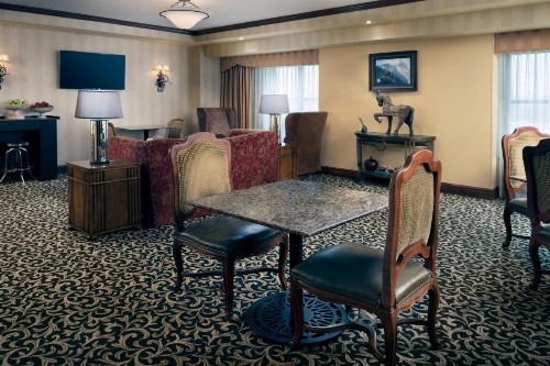 Renaissance Tulsa Hotel & Convention Center - image 36