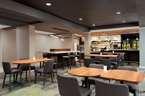 Courtyard by Marriott Tulsa Central - image 23