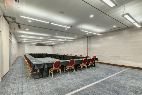 Tulsa Marriott Southern Hills - image 7