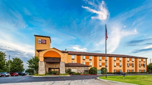 Best Western Plus Tulsa Woodland Hills Hotel and Suites - image 10