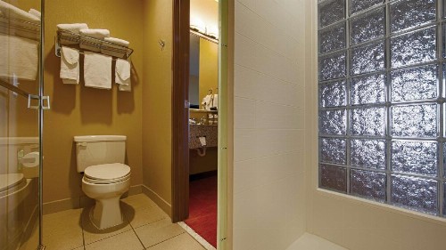 Best Western Plus Tulsa Woodland Hills Hotel and Suites - image 12