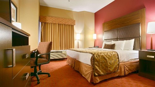 Best Western Plus Tulsa Woodland Hills Hotel and Suites - image 2