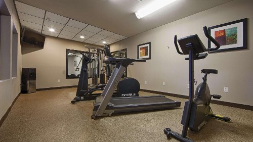 Best Western Plus Tulsa Woodland Hills Hotel and Suites - image 9