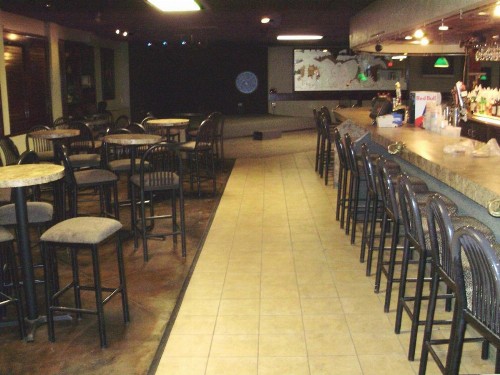 Trade Winds Central Inn - image 8