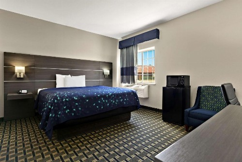 SureStay Plus Hotel by Best Western Tulsa East - image 10