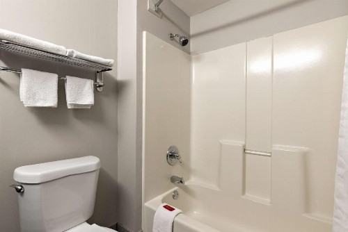 SureStay Plus Hotel by Best Western Tulsa East - image 15