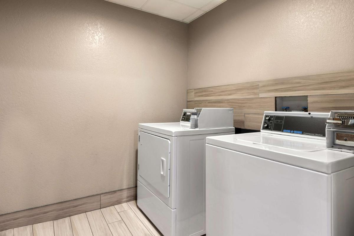 SureStay Plus Hotel by Best Western Tulsa East - image 2