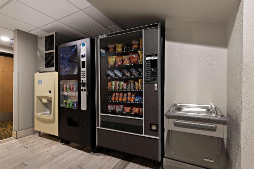 SureStay Plus Hotel by Best Western Tulsa East - image 9