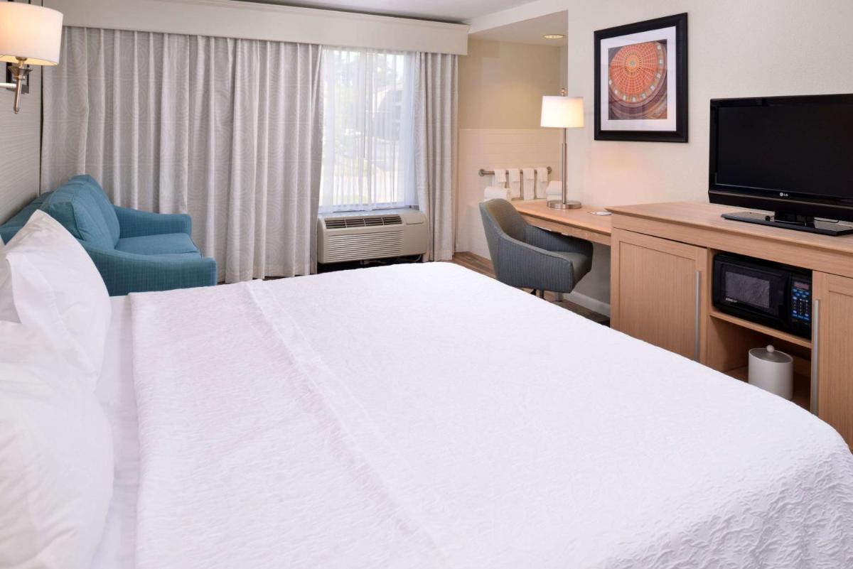 Hampton Inn Tulsa Sand Springs - image 6