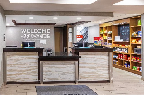 Hampton Inn & Suites Tulsa-Woodland Hills - image 22