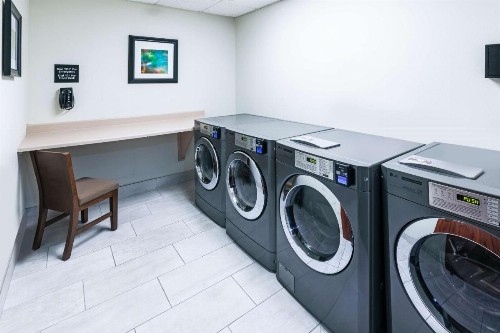 Hampton Inn & Suites Tulsa-Woodland Hills - image 24