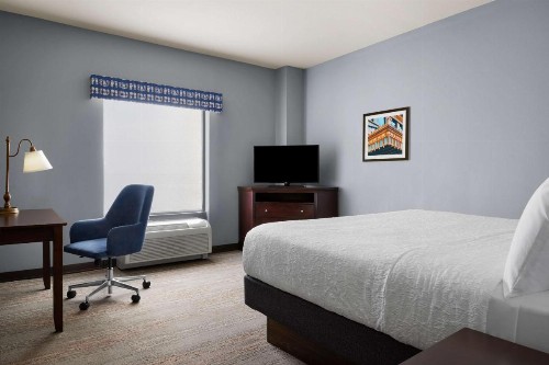 Hampton Inn & Suites Tulsa South Bixby - image 13