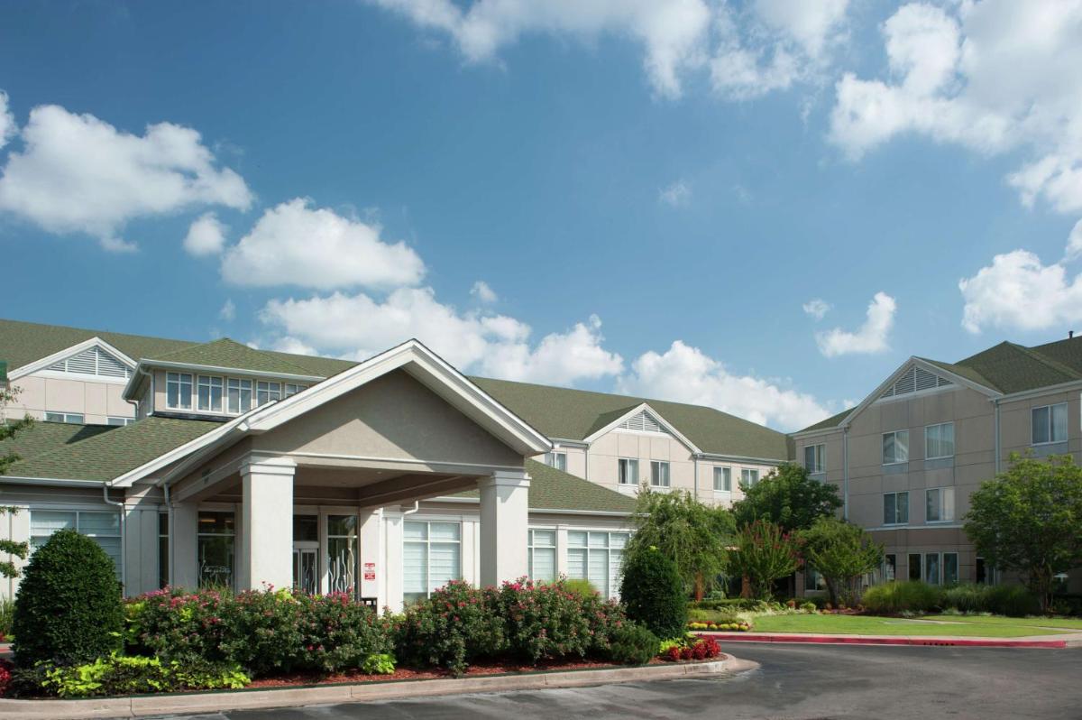 Hilton Garden Inn Tulsa Airport - main image