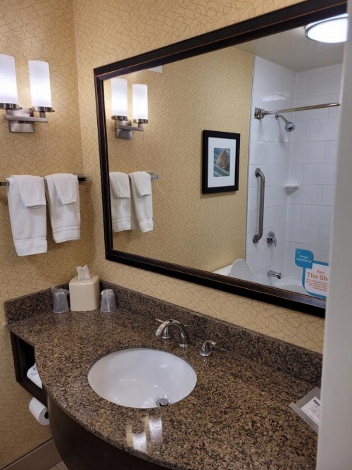Hilton Garden Inn Tulsa Airport - image 14