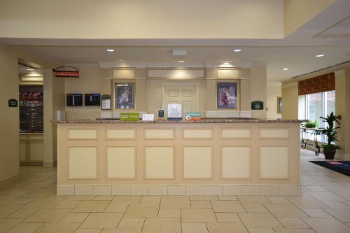 Hilton Garden Inn Tulsa Airport - image 20