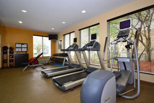 Hilton Garden Inn Tulsa Airport - image 25