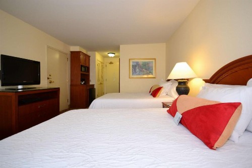 Hilton Garden Inn Tulsa Airport - image 38