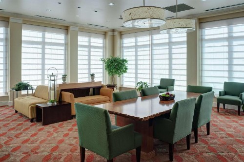 Hilton Garden Inn Tulsa Airport - image 8