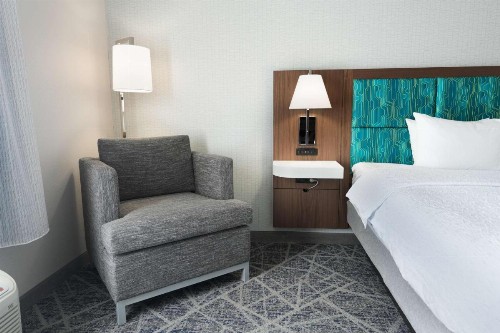 Hampton Inn and Suites Tulsa Central - image 35