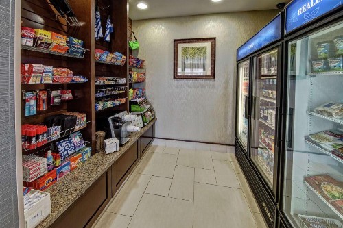 Hilton Garden Inn Midtown Tulsa - image 25