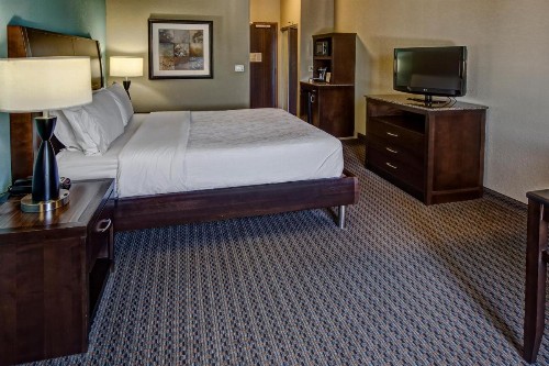 Hilton Garden Inn Midtown Tulsa - image 42