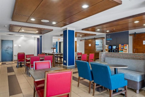 Holiday Inn Express Tulsa South Bixby an IHG Hotel - image 11