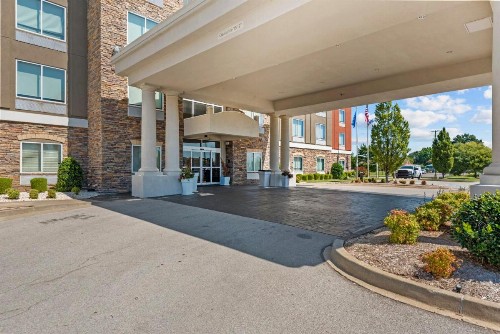 Holiday Inn Express Tulsa South Bixby an IHG Hotel - image 12