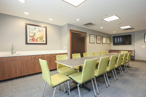 Holiday Inn Express Tulsa South Bixby an IHG Hotel - image 30