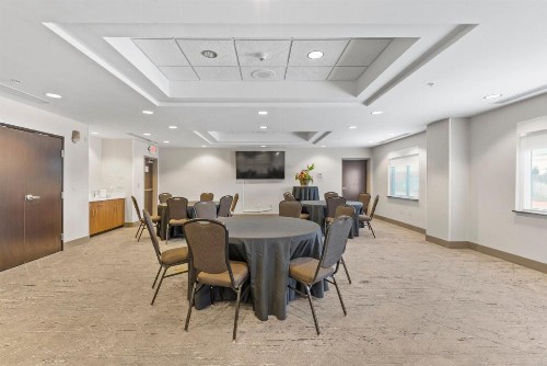 Holiday Inn Express Tulsa South Bixby an IHG Hotel - image 31