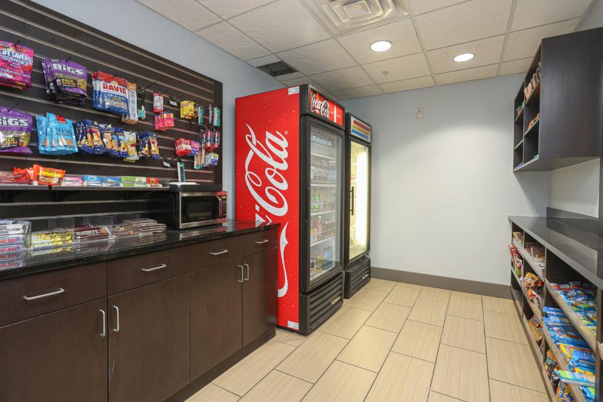Holiday Inn Express Tulsa South Bixby an IHG Hotel - image 6