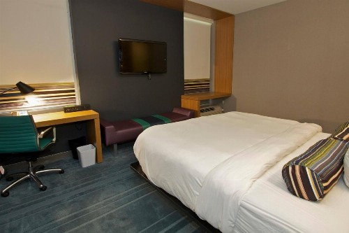 Aloft Tulsa - image 13