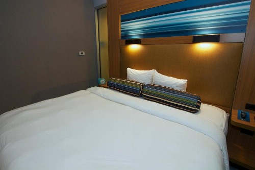 Aloft Tulsa - image 15
