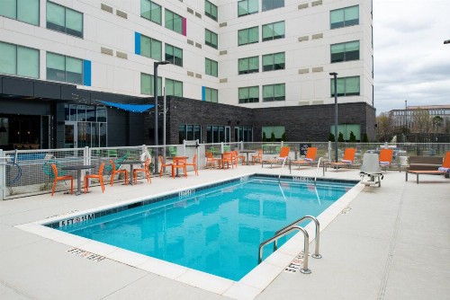 Aloft Tulsa - image 2