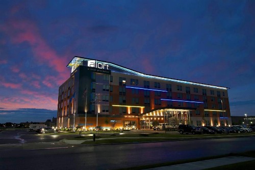 Aloft Tulsa - image 4