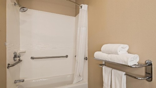 Best Western PLUS Tulsa Inn & Suites - image 17