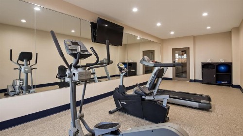 Best Western PLUS Tulsa Inn & Suites - image 8