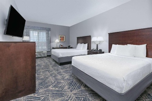 La Quinta by Wyndham Tulsa Airport / Expo Square - image 27