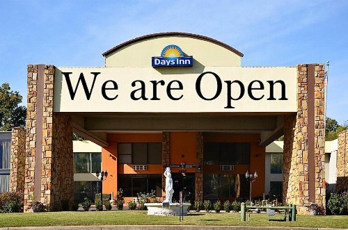 Days Inn by Wyndham Southern Hills/ORU - image 36