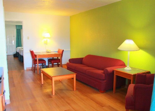 Baymont by Wyndham Tulsa Broken Arrow - image 12
