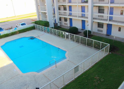 Baymont by Wyndham Tulsa Broken Arrow - image 3